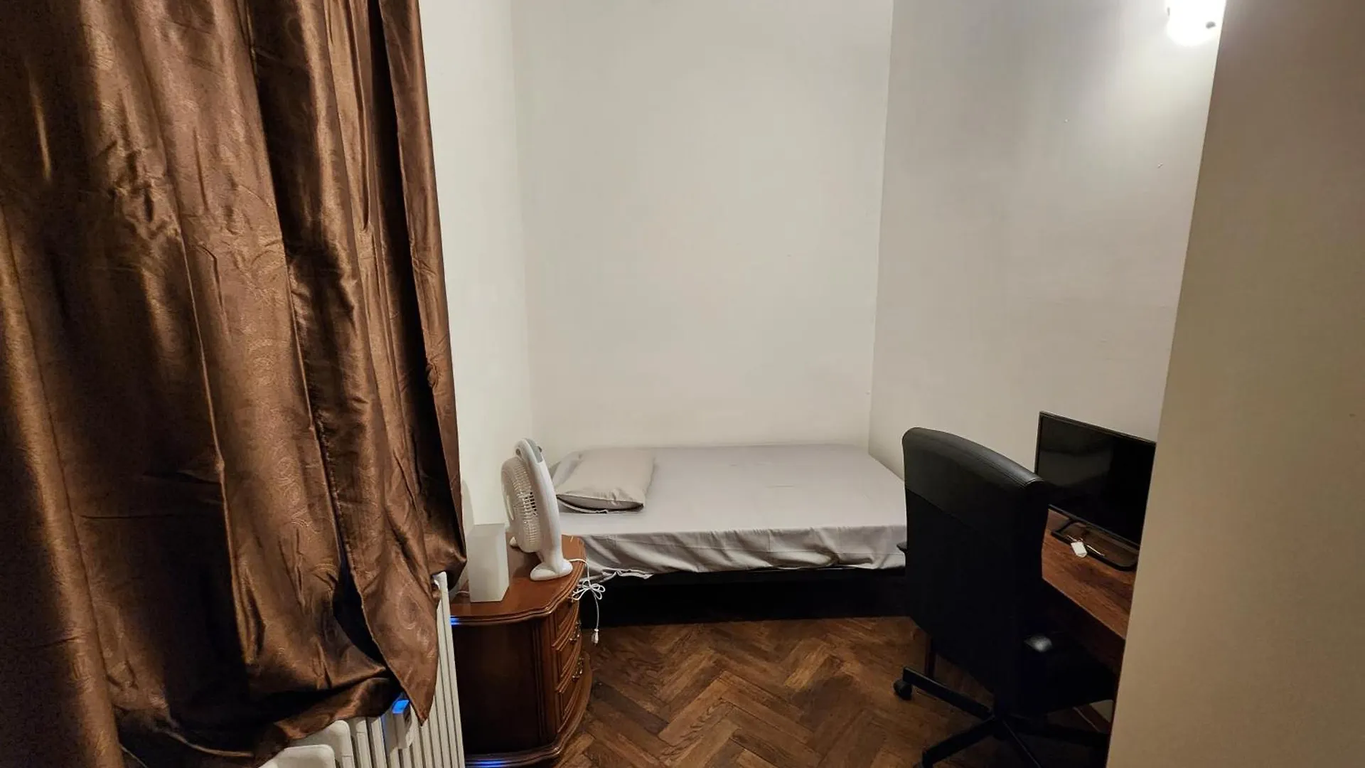 Tata Homes B&B Bologne Couette-café