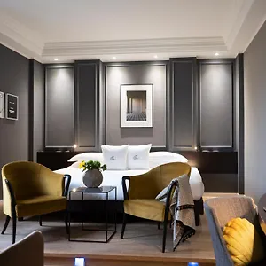 Elizabeth Lifestyle Bologna